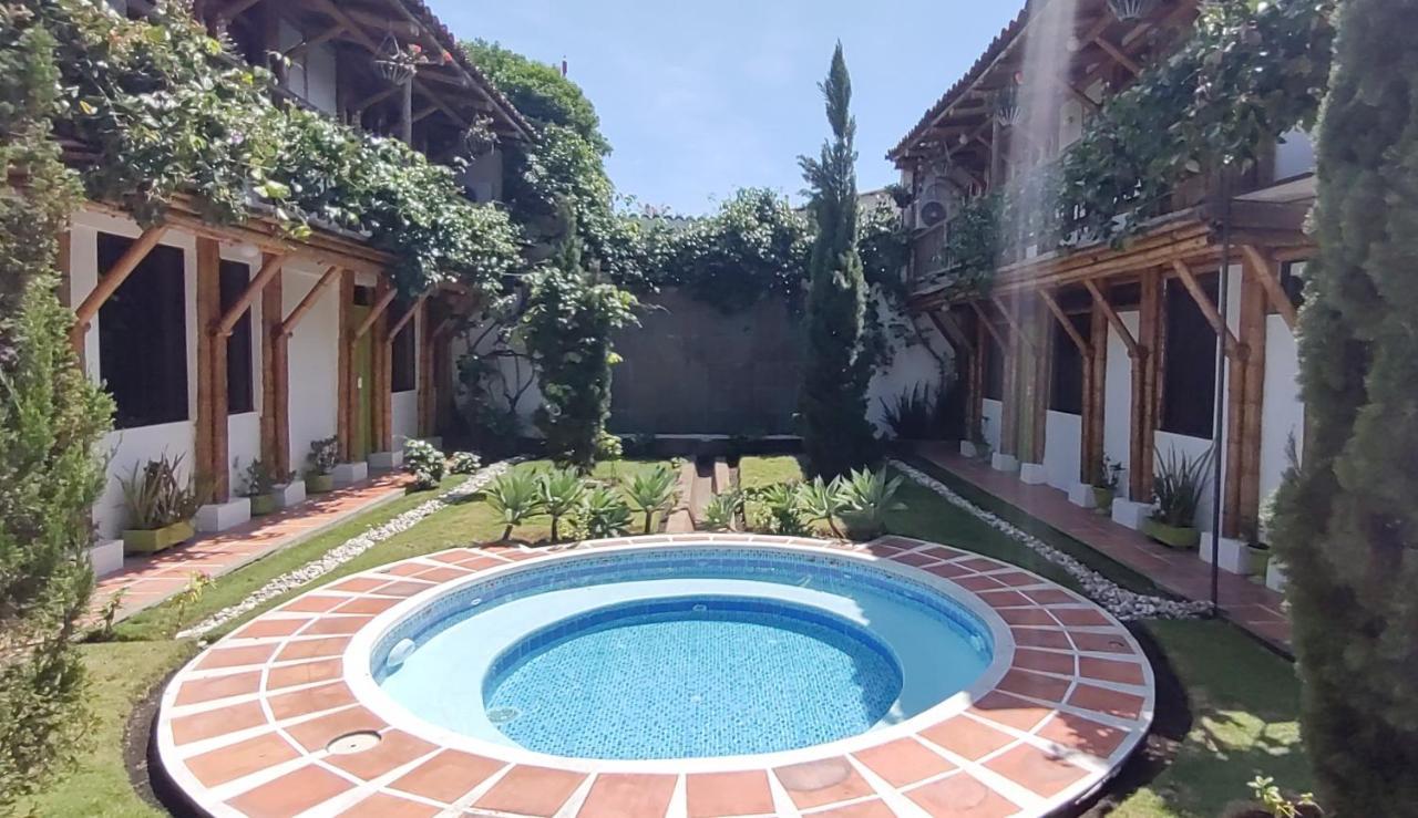 Casa Frasser Honda  Extérieur photo