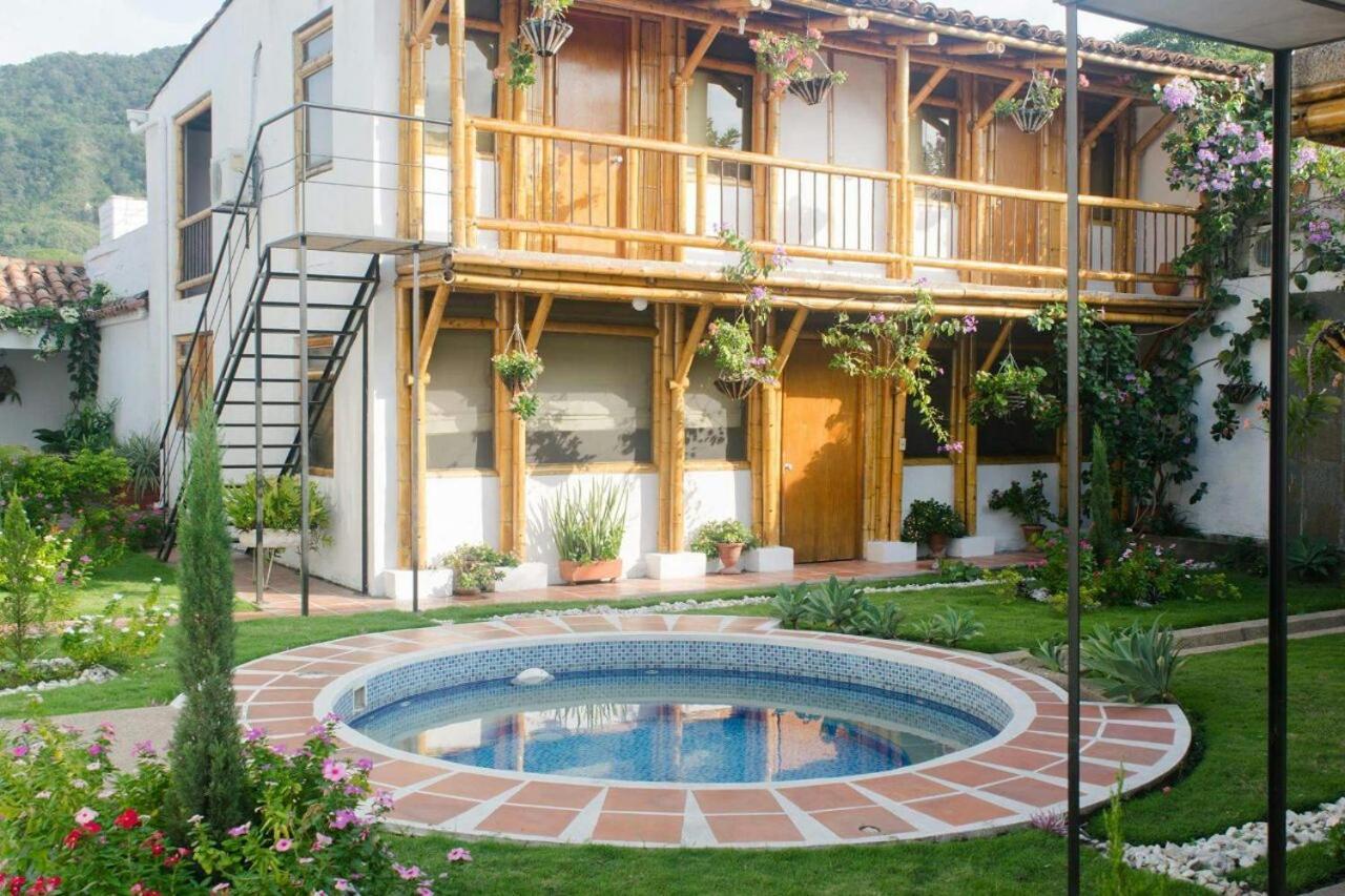 Casa Frasser Honda  Extérieur photo