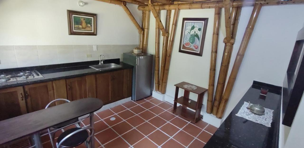 Casa Frasser Honda  Extérieur photo